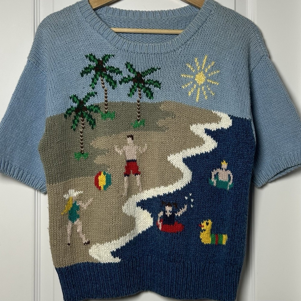 Vintage 70s Hand-Knit Intarsia Beach Scene Novelty Sweater Coastal Grandma Style